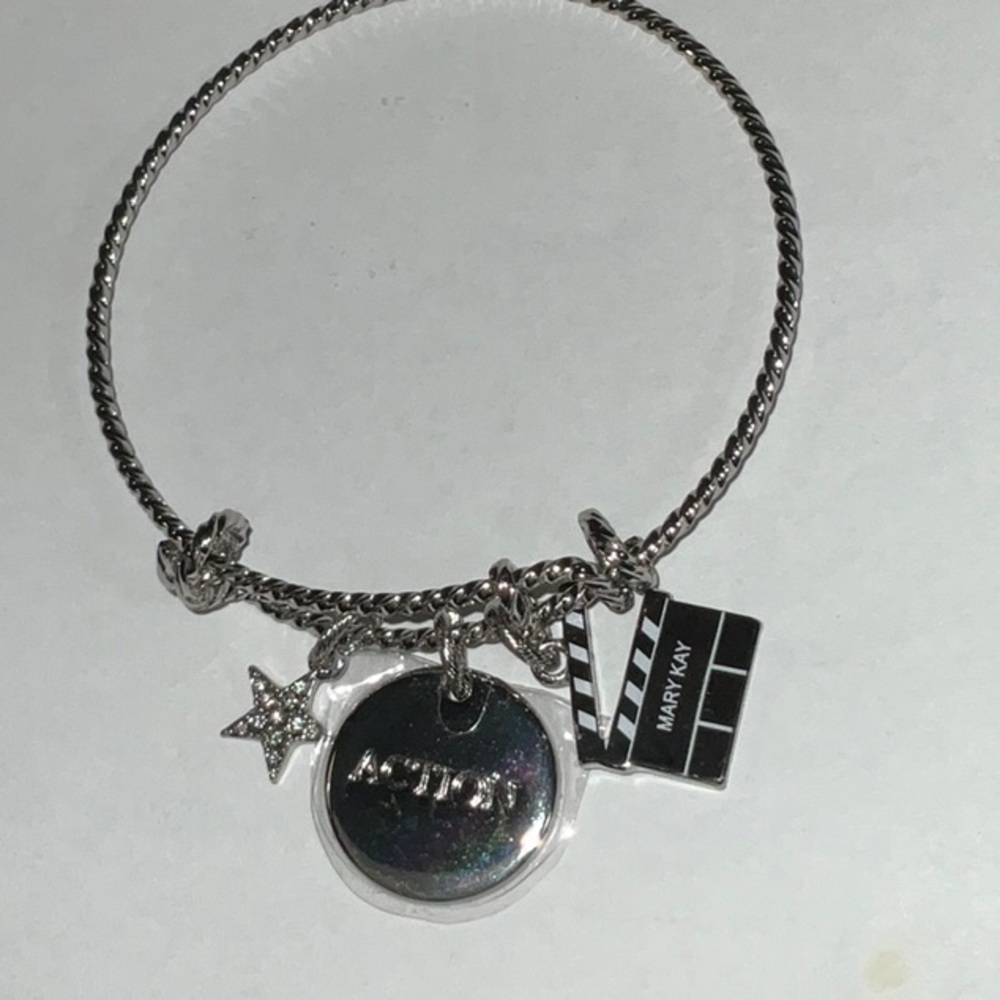 Mary Kay Silver Toned Metal Charm Bracelet with Star Action Film Charms